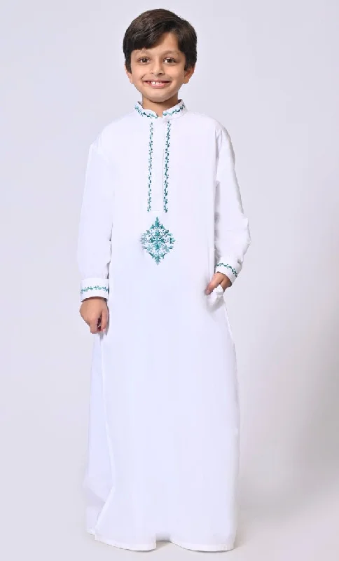 Artisanal Embroidery Boy's White Embroidered Thobe With Pockets