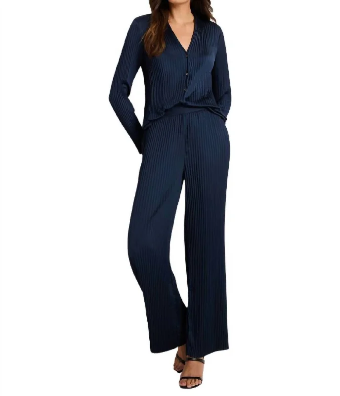 Crinkle Wide Leg Pant In Dark Indigo